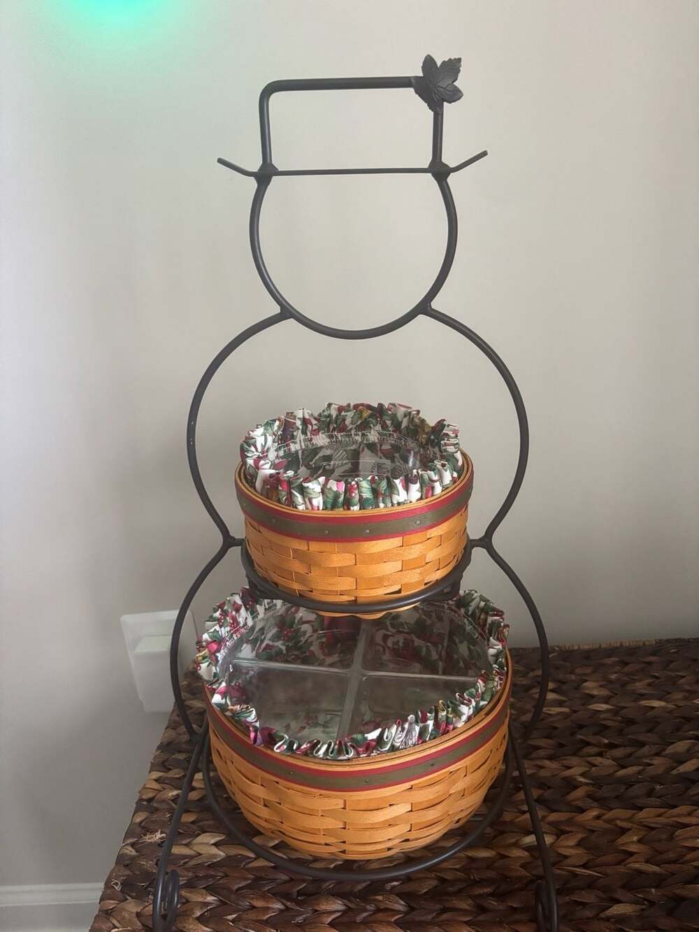 Longaberger Wrought Iron Snowman Stand with Baskets Liners and Protectors